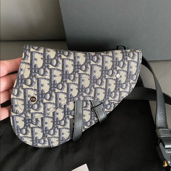 ❌SOLD❌DIOR SADDLE OBLIQUE BELT BAG - Picture 3 of 8
